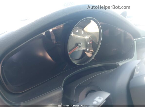 WP0AJ2A75PL101018 2023 PORSCHE PANAMERA Silver Սալոնի 360 աստիճան տեսք