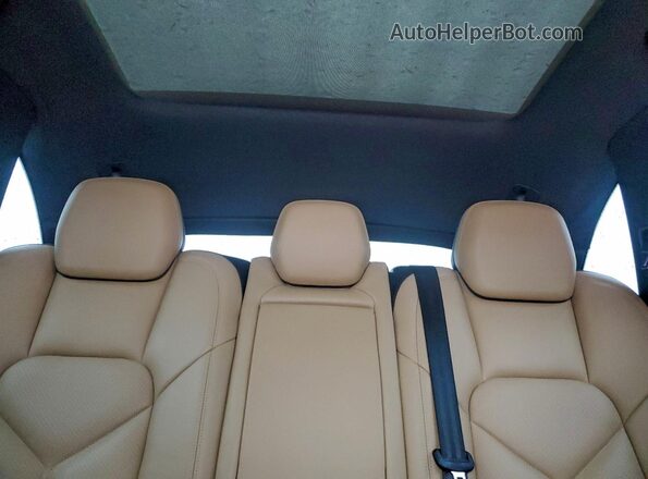 WP1AA2A25GLA04789 2016 PORSCHE CAYENNE White Вид задніх сидінь