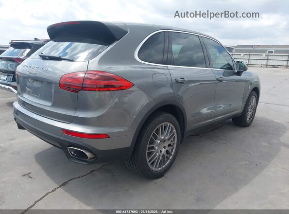 WP1AA2A26GLA00699 2016 PORSCHE CAYENNE Gray Tył prawy