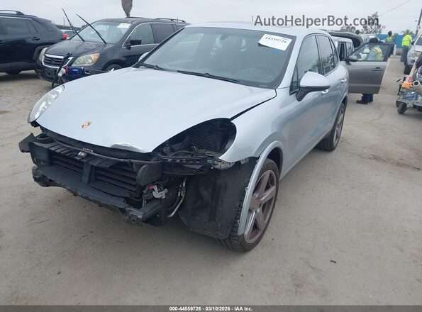 WP1AA2A27JKA05035 2018 PORSCHE CAYENNE Silver Front left
