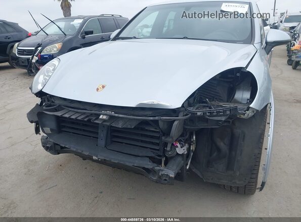 WP1AA2A27JKA05035 2018 PORSCHE CAYENNE Silver Front view