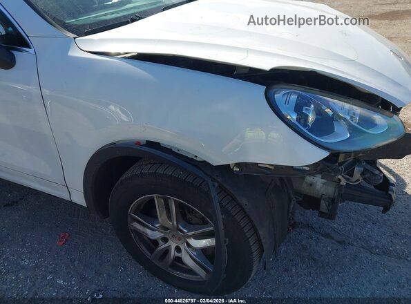 WP1AA2A29JKA01679 2018 PORSCHE CAYENNE White წინა ხედი