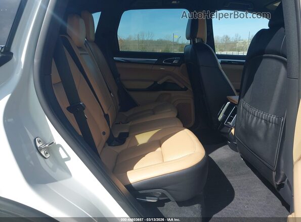 WP1AA2A2XJKA06468 2018 PORSCHE CAYENNE White 
