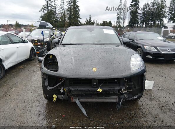 WP1AA2A50PLB21495 2023 PORSCHE MACAN Черный Вид задней части салона
