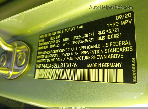 WP1AA2A52LLB15076 2020 PORSCHE MACAN Silver Engine compartment view