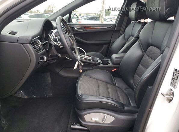 WP1AA2A52RLB02644 2024 PORSCHE MACAN White 