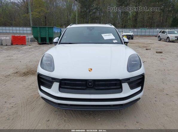 WP1AA2A52TLB03929 2026 PORSCHE MACAN White Вид спереду