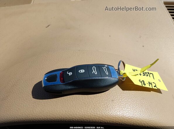 WP1AA2A54HLB04412 2017 PORSCHE MACAN Черный Вид панели приборов