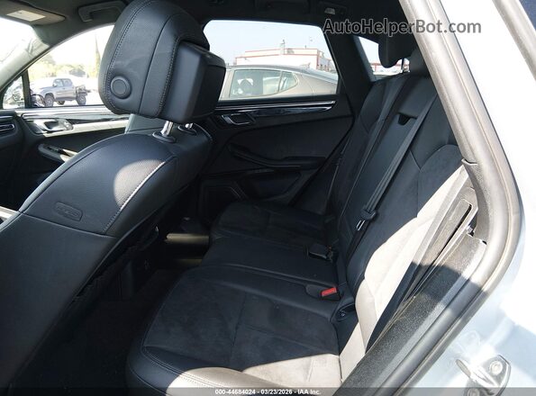 WP1AA2A55MLB06650 2021 PORSCHE MACAN Silver VIN კოდის სტიკერის ხედი
