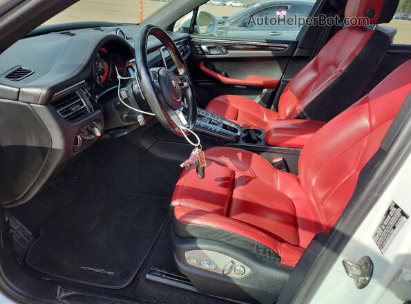 WP1AA2A55MLB12402 2021 PORSCHE MACAN Белый 