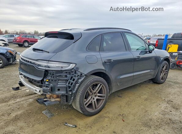 WP1AA2A56MLB16958 2021 PORSCHE MACAN Черный 
