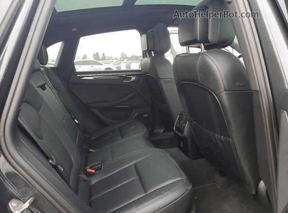 WP1AA2A56MLB16958 2021 PORSCHE MACAN Черный 