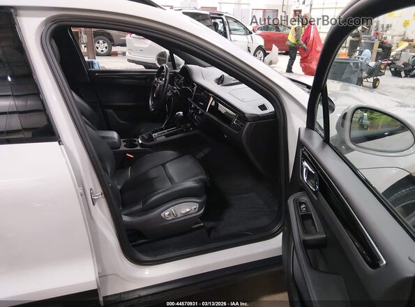 WP1AA2A56RLB04364 2024 PORSCHE MACAN Gray 