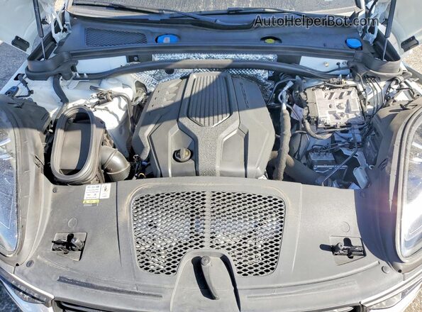 WP1AA2A57PLB05052 2023 PORSCHE MACAN White Widok komory silnika