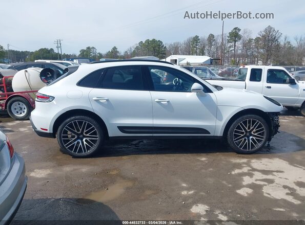 WP1AA2A58NLB04263 2022 PORSCHE MACAN White 