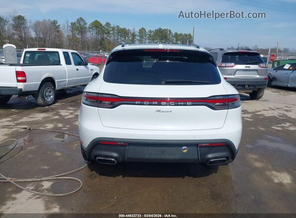 WP1AA2A58NLB04263 2022 PORSCHE MACAN White 