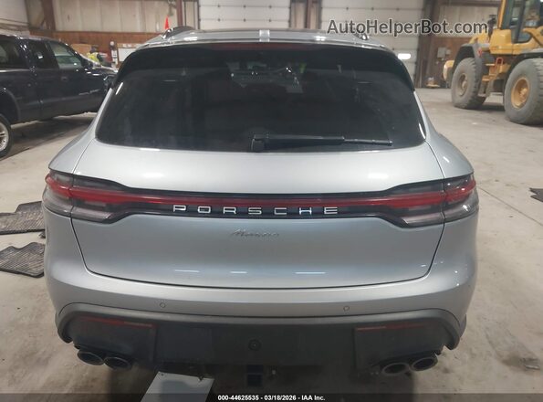 WP1AA2A58PLB11426 2023 PORSCHE MACAN Серый 