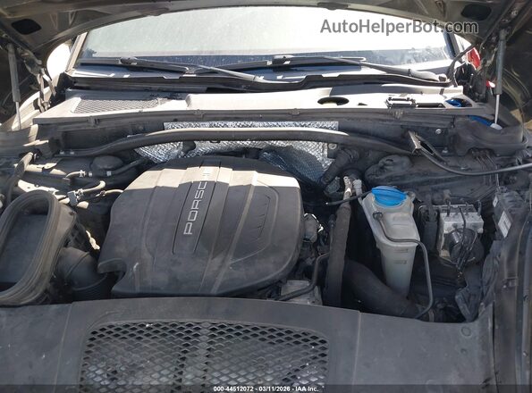 WP1AA2A59JLB11135 2018 PORSCHE MACAN Black Հետևի տեսք