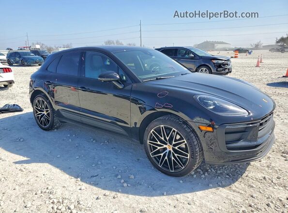 WP1AA2A59NLB08970 2022 PORSCHE MACAN Черный Передняя правая четверть