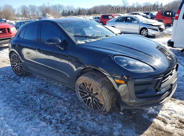 WP1AA2A59SLB00573 2025 PORSCHE MACAN Black Front right