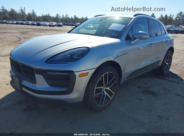 WP1AA2A5XPLB05367 2023 PORSCHE MACAN Silver Front left