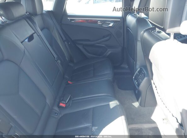 WP1AA2A5XPLB05367 2023 PORSCHE MACAN Silver VIN sticker view