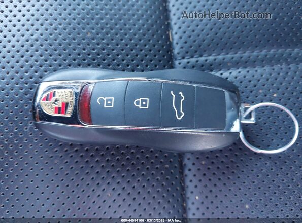 WP1AA2A5XPLB05367 2023 PORSCHE MACAN Silver Dashboard view