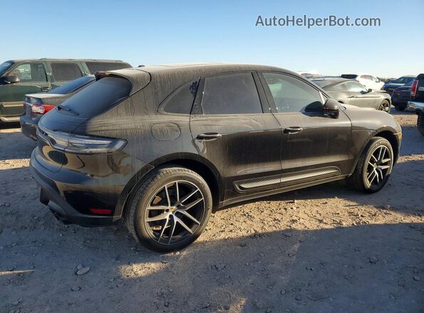 WP1AA2A5XRLB03718 2024 PORSCHE MACAN Black 