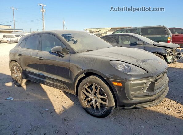 WP1AA2A5XRLB03718 2024 PORSCHE MACAN Black 