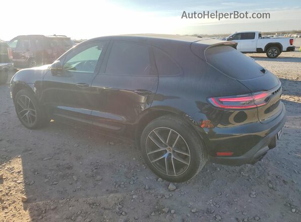 WP1AA2A5XRLB03718 2024 PORSCHE MACAN Black 