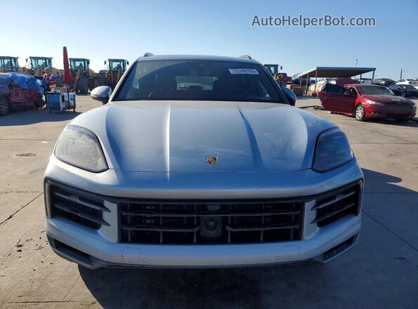 WP1AA2AY2SDA01369 2025 PORSCHE CAYENNE Серебряный Вид спереди