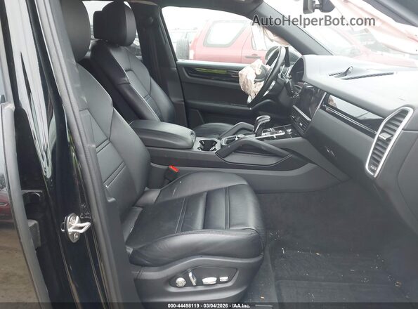WP1AA2AY3MDA02677 2021 PORSCHE CAYENNE Black Front interior view