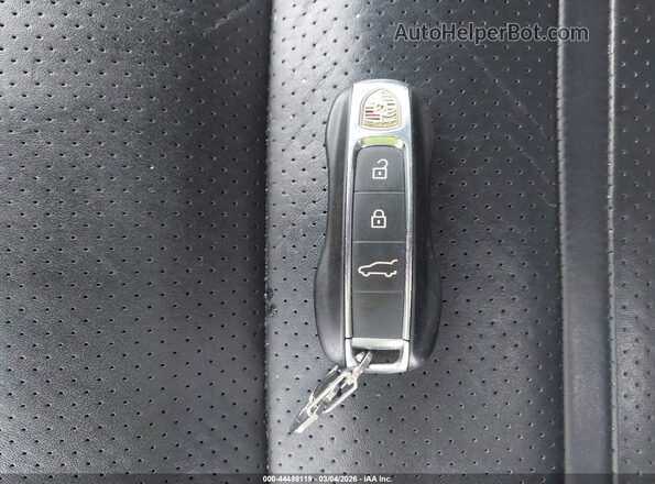 WP1AA2AY3MDA02677 2021 PORSCHE CAYENNE Black Dashboard view