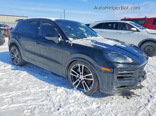 WP1AA2AY8RDA03041 2024 PORSCHE CAYENNE Black Передня права чверть