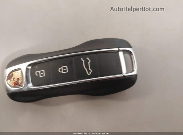 WP1AA2AY9MDA05020 2021 PORSCHE CAYENNE Blue Vista del salpicadero