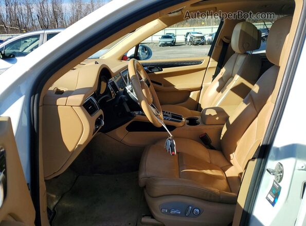WP1AB2A50HLB20183 2017 PORSCHE MACAN White Вид салону спереду