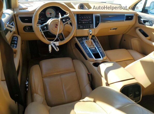 WP1AB2A50HLB20183 2017 PORSCHE MACAN White Вид панелі приладів