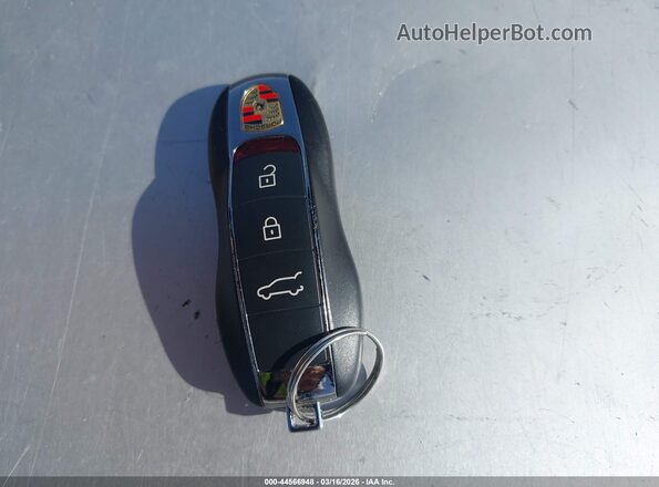 WP1AB2A50MLB33364 2021 PORSCHE MACAN Бордовый 