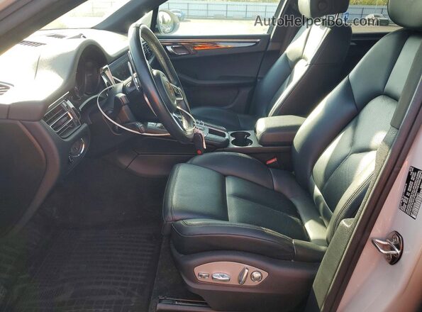 WP1AB2A53LLB36421 2020 PORSCHE MACAN Серый Вид салона спереди