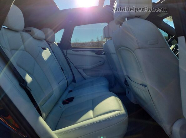 WP1AB2A55LLB37134 2020 PORSCHE MACAN Синий Вид задней части салона