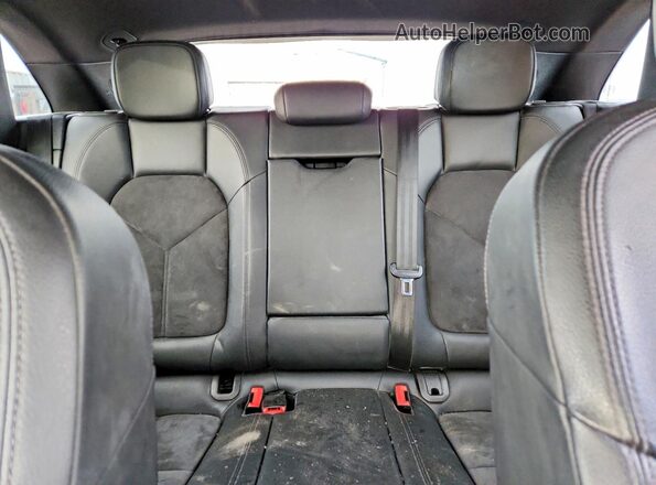 WP1AB2A57GLB50165 2016 PORSCHE MACAN Black Հետևի նստատեղերի տեսք