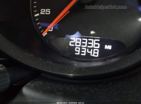 WP1AB2A59LLB32387 2020 PORSCHE MACAN White 