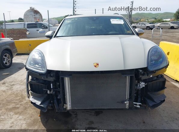 WP1AB2AY4NDA31913 2022 PORSCHE CAYENNE Beige 