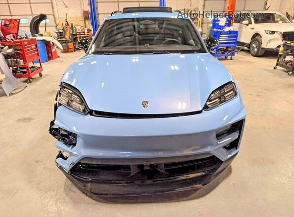 WP1AC2XA5SL175556 2025 PORSCHE MACAN Синий Вид спереди