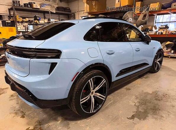 WP1AC2XA5SL175556 2025 PORSCHE MACAN Синий Передняя правая четверть