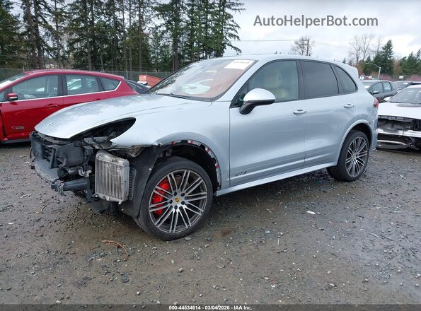 WP1AD2A25JLA80575 2018 PORSCHE CAYENNE Silver Առջևի ձախ երեք քառորդ տեսարան