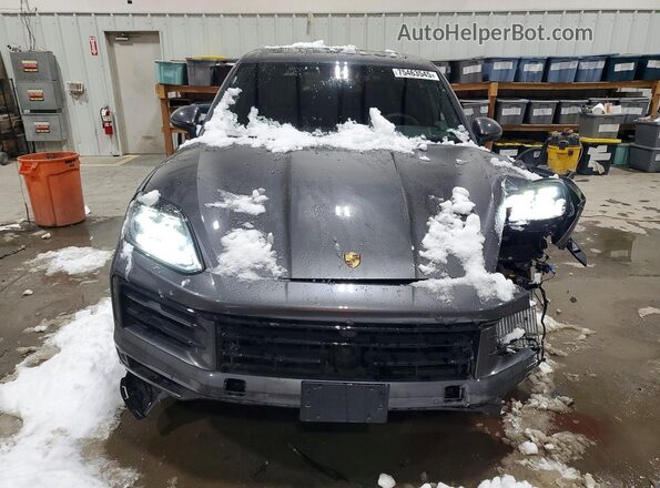 WP1AE2AY5SDA16968 2025 PORSCHE CAYENNE Угольный Вид спереди