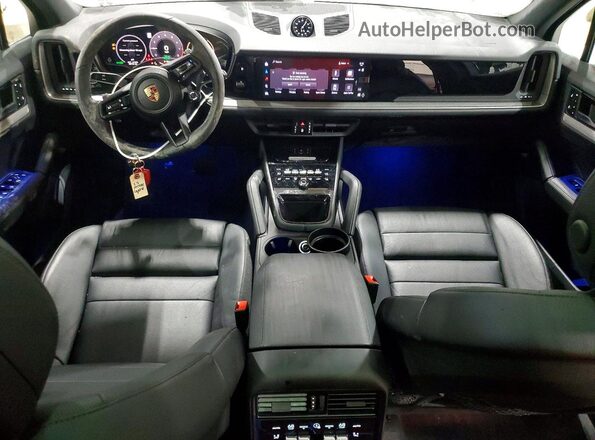WP1AE2AY5SDA16968 2025 PORSCHE CAYENNE Угольный Вид панели приборов