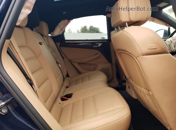 WP1AG2A51PLB38465 2023 PORSCHE MACAN Blue Widok wnętrza z tyłu