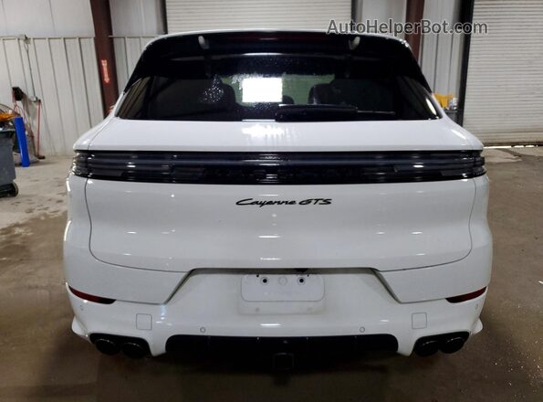 WP1AG2AY4SDA24568 2025 PORSCHE CAYENNE White Rear view